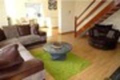 Spacious open-plan kitchen/dining area